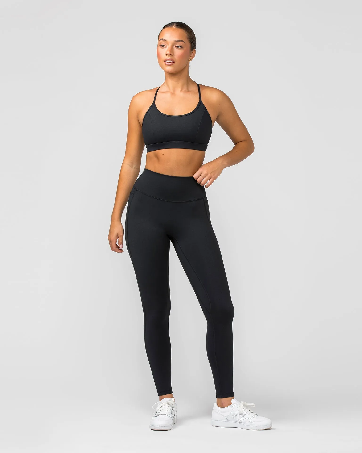 Agility Pocket Ankle Length Leggings - Black