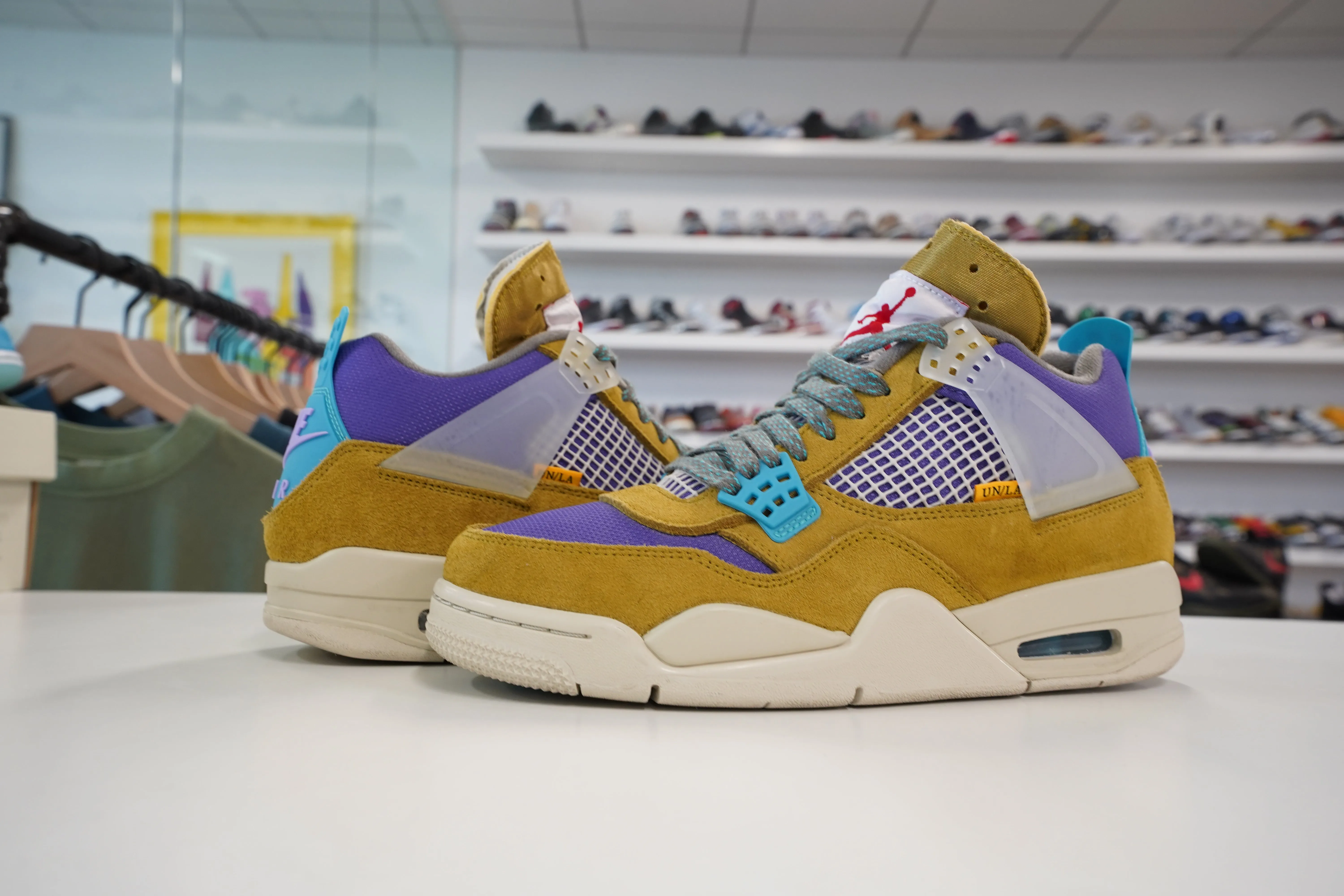 Air Jordan 4 Retro Union Desert Moss