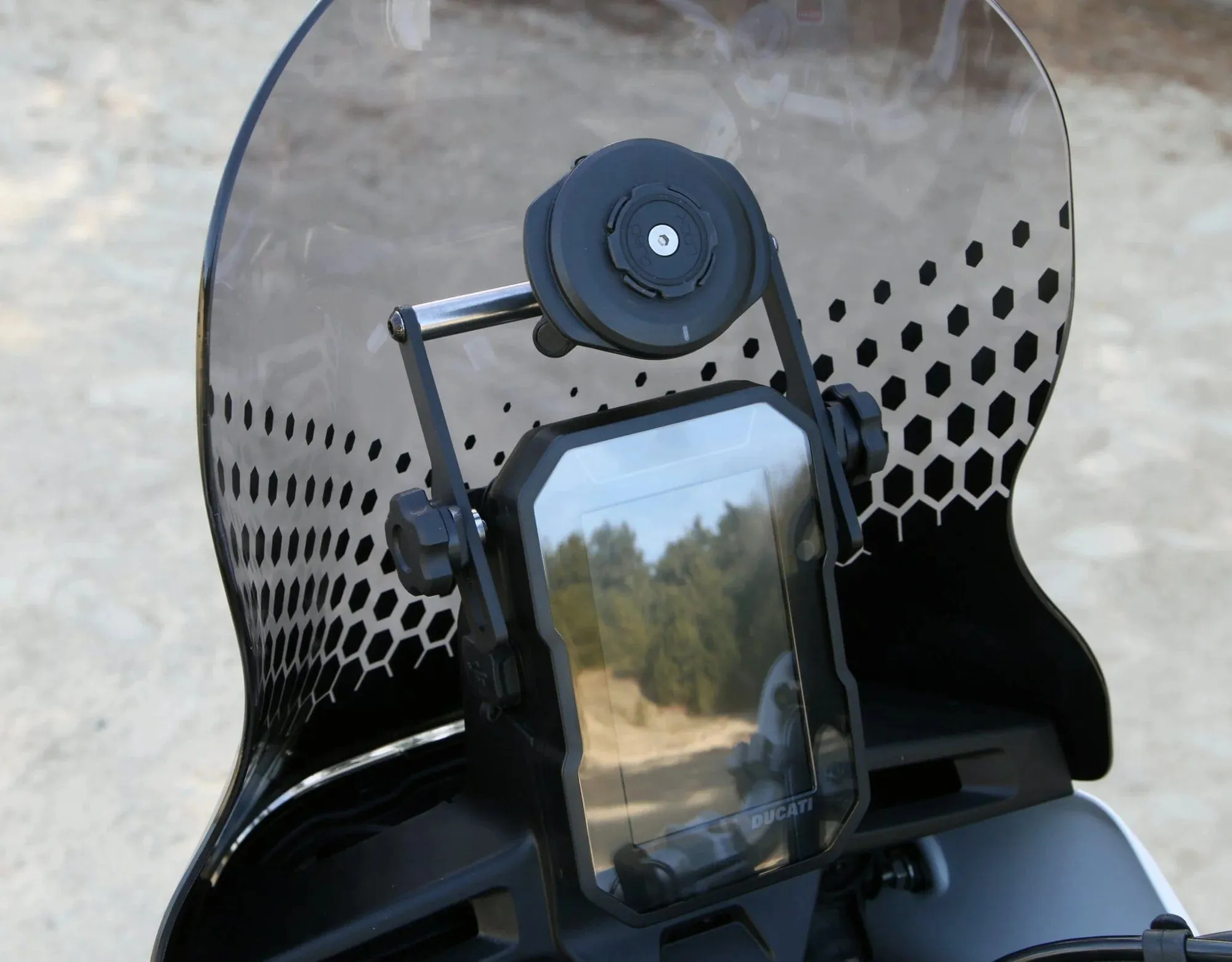 Denali Rally Telefoon en 12mm navigatie beugel voor de Ducati Desert X