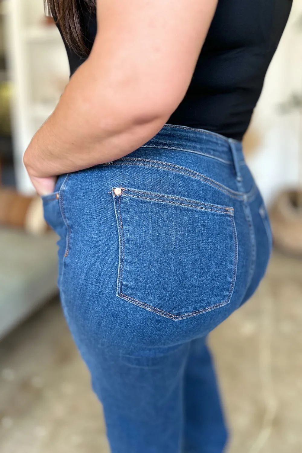 Judy Blue High Rise Straight Jeans ONLINE EXCLUSIVE