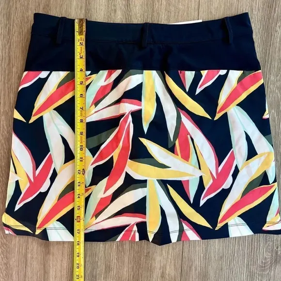 Lady Hagan Women's Dark Navy Retro Leaf Desert Gateway 17&quot; Skort Size 10 NWT