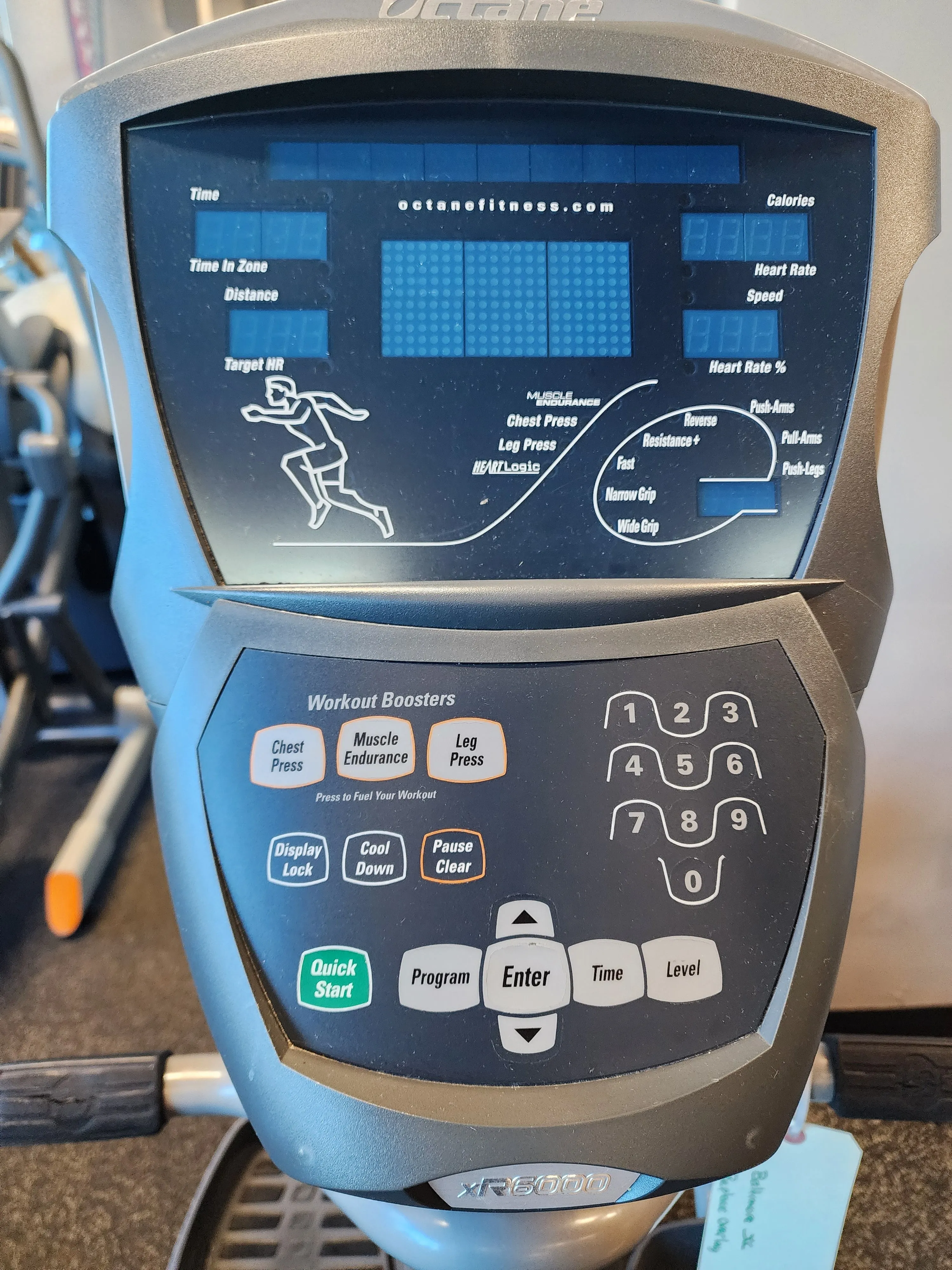 Octane Fitness XR6000 Recumbent Elliptical Crosstrainer