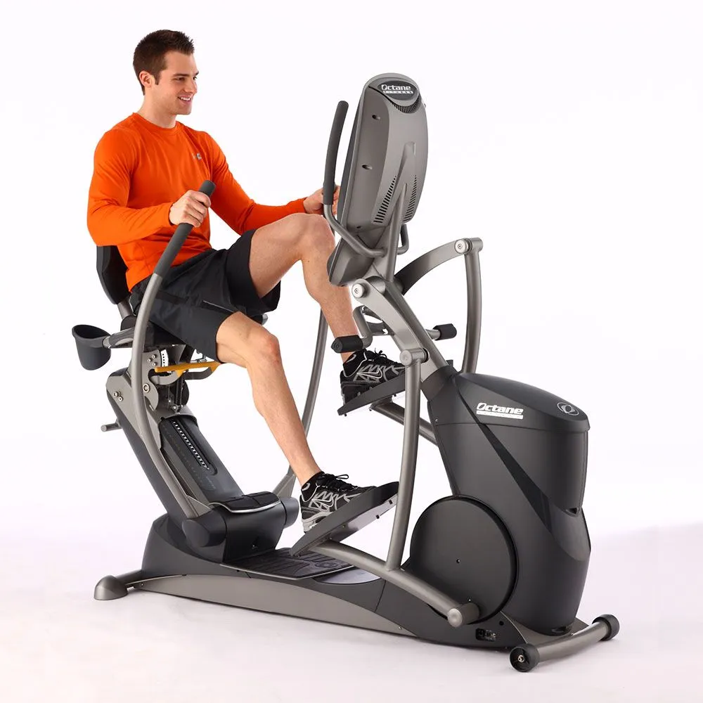 Octane Fitness XR6000 Recumbent Eplliptical w/Touchscreen