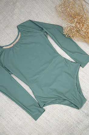 Onezie in Algae