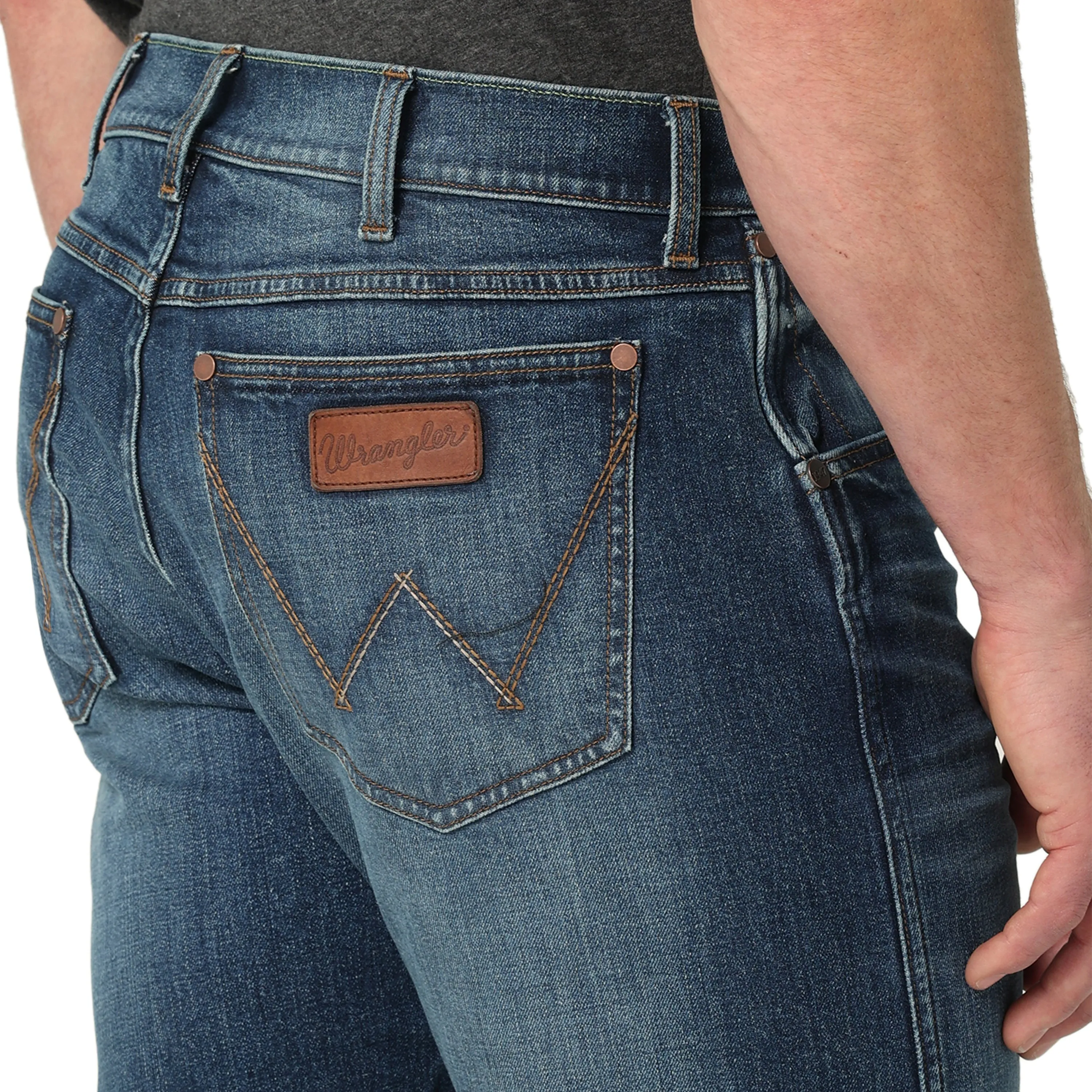 Wrangler Men's Retro Slim Straight Jean Ranch